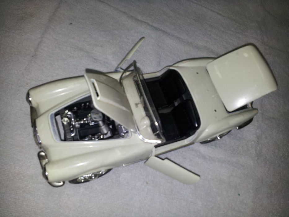 Vendo carros de coleção.