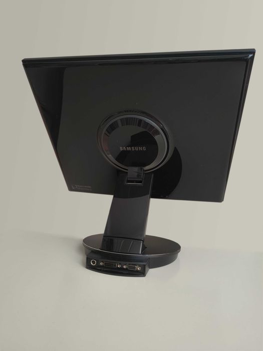 Monitor Samsung SyncMaster 193P Plus