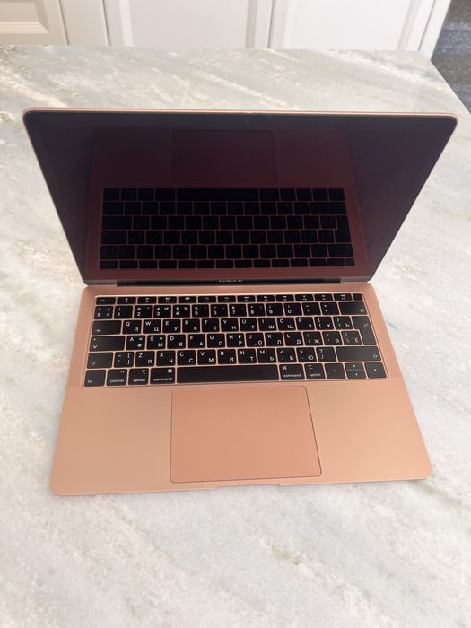 Macbook air 2019, 13’’, intel core i5