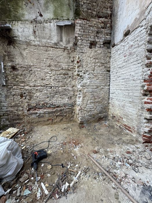 Демонтажні роботи та вивіз сміття / перевезення / вантажники / підключ