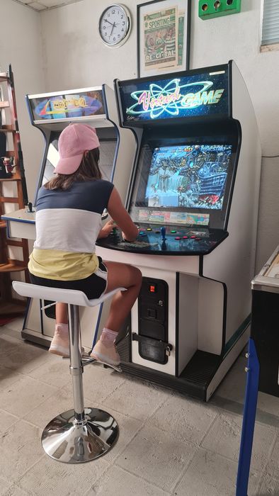 Máquina arcade com  pandora