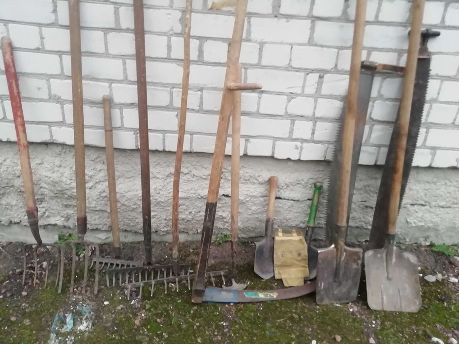 Вживані лопати совкові з держаками і без, якість супер. 230 грн.