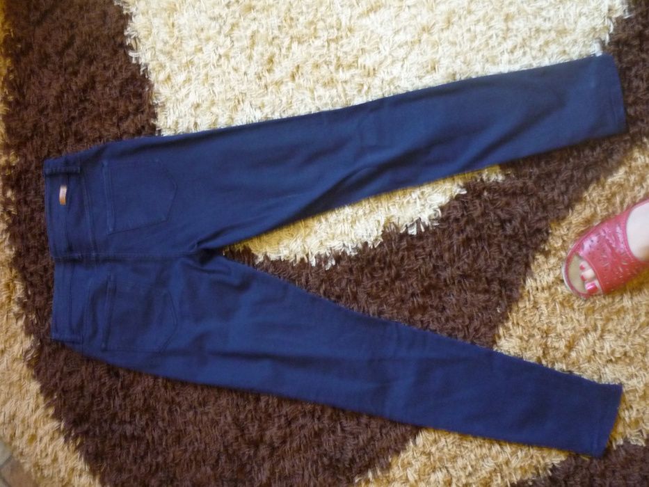 Nowe spodnie Massimo Dutti