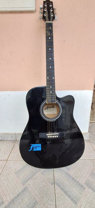 Guitarra semi acustica Art-Z