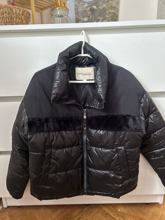 Куртка жіночі стильна