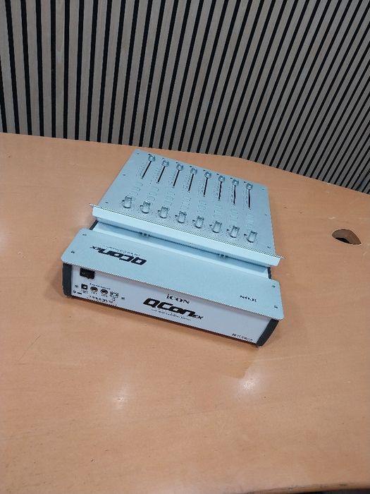 Icon Qcon Pro & Ex