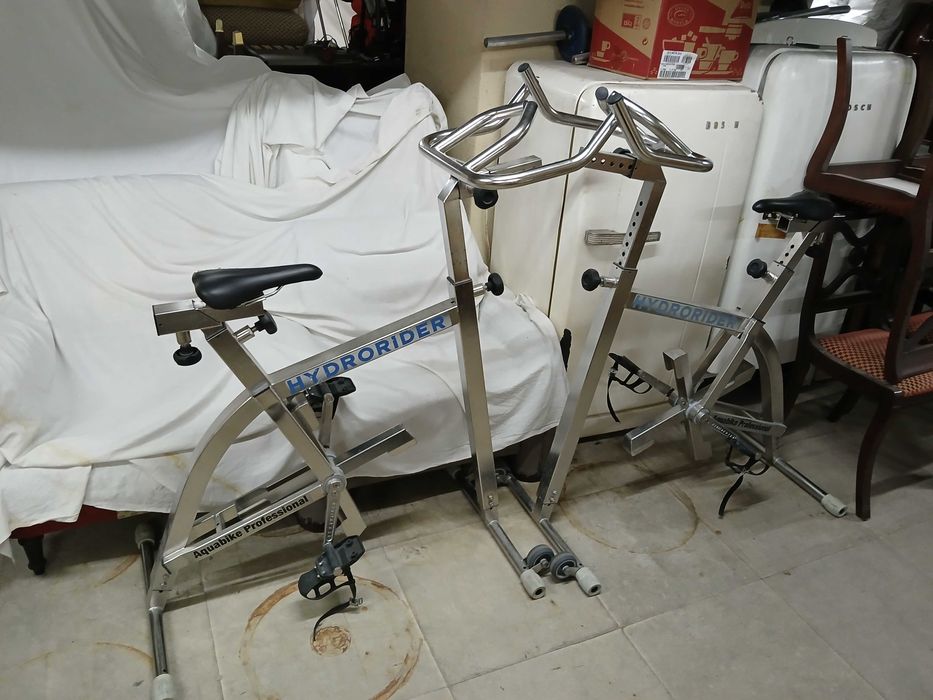 Bicicletas fixas / estáticas - Fitness