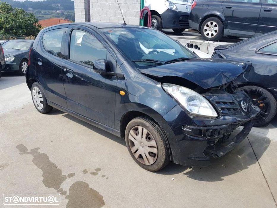 Nissan Pixo 2010 para peças