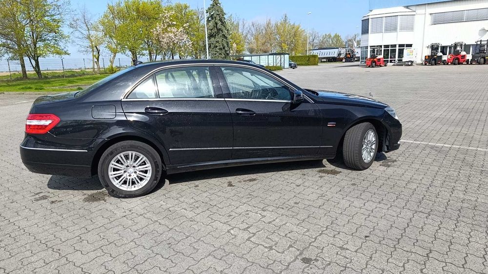 Sprzedam Mercedesa E 250 W 212 Elegance