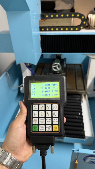 CNC Pratt 3 Eixos + 4º Eixo (Torno) | Spindle 3.2kW | Como Nova