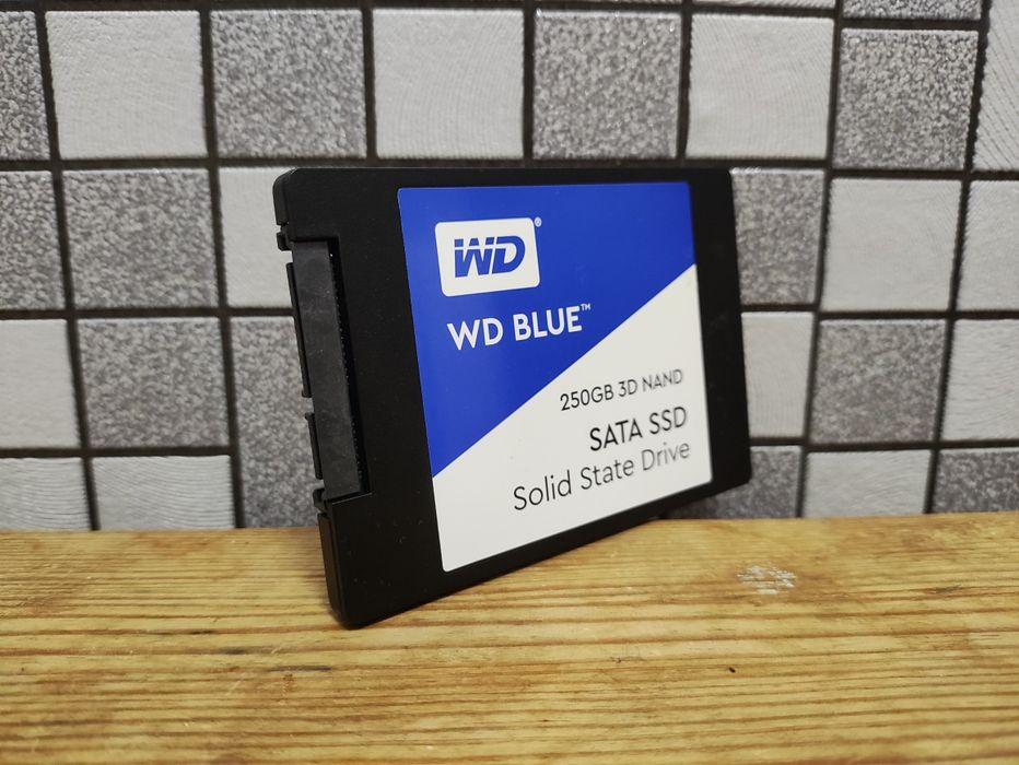 2.5' SSD диск WD 250 Gb