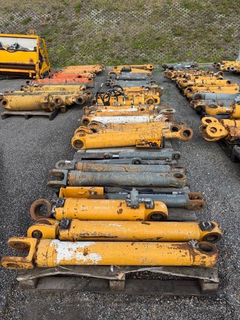 liebherr doosan volvo siłownik hydrauliczny