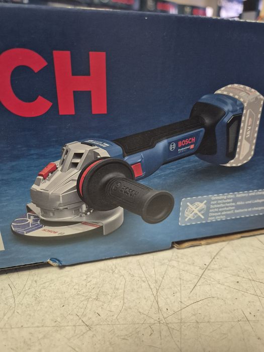 Кутова шліфмашина (болгарка) Bosch  GWS 18V-11 S solo(тушка) sds-гайка