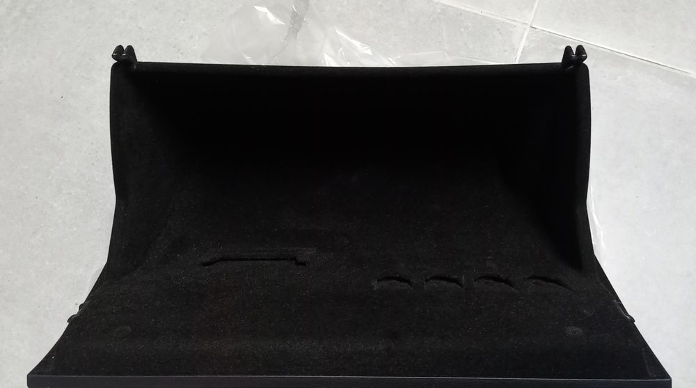 Tampa porta luvas VW Golf VII