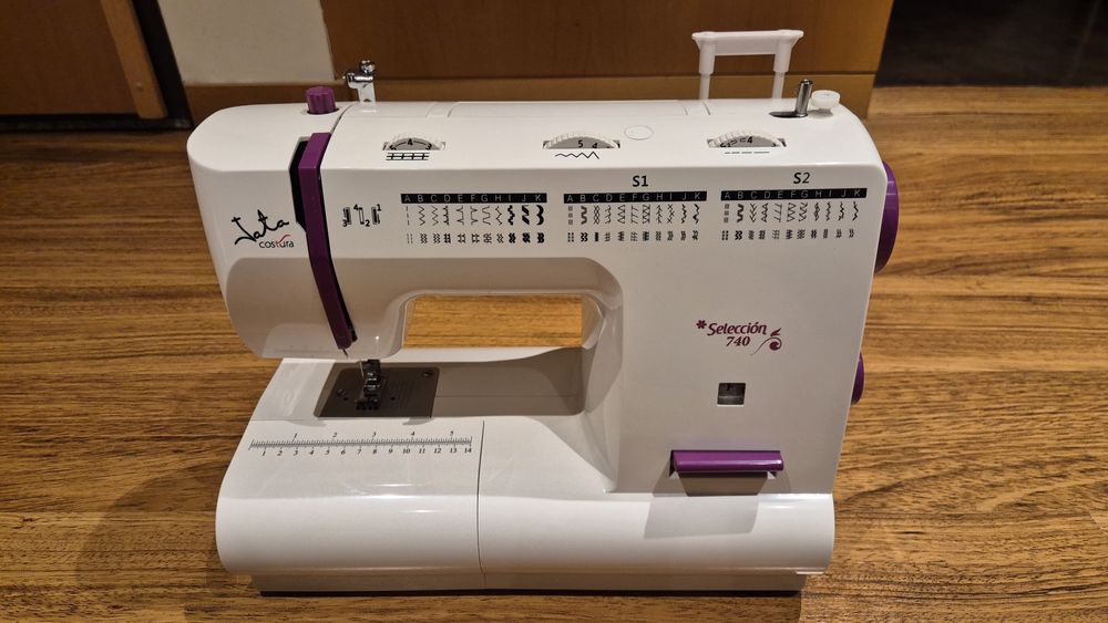 Máquina de costura JATA MC740 Nova