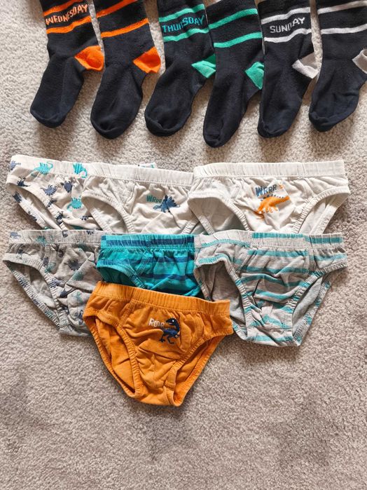 zestaw skarpetki + majtki dla chłopca