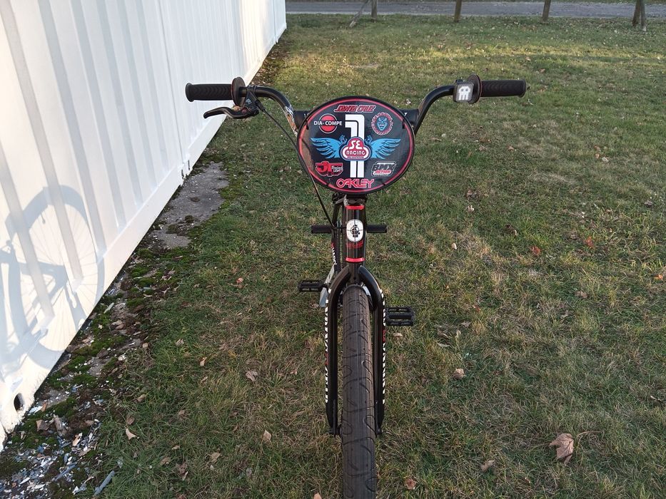 Se Bikes x Public Enemy 29