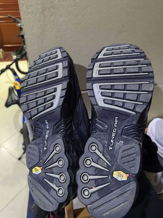 Air_Max_TN_Plus_Czarny III 42