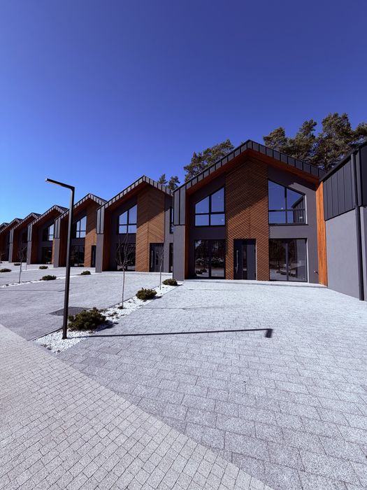 Продаж Сучасного таунхаусу 125 м2 поряд Ліс