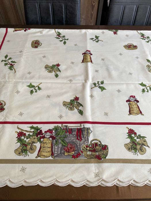 Toalha de mesa de Natal - NOVA