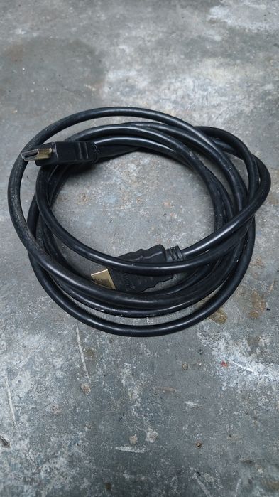 Cabo HDMI de Alta Qualidade - Como Novo