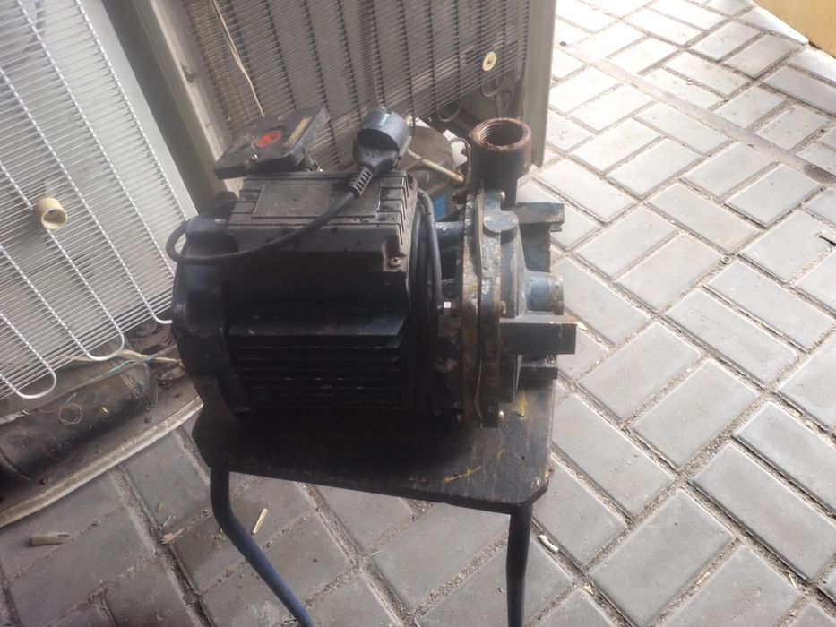 Насос вихревой воперхностный