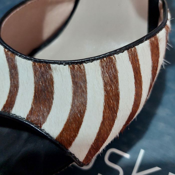 Босоніжки braska 37 розмір 24 см