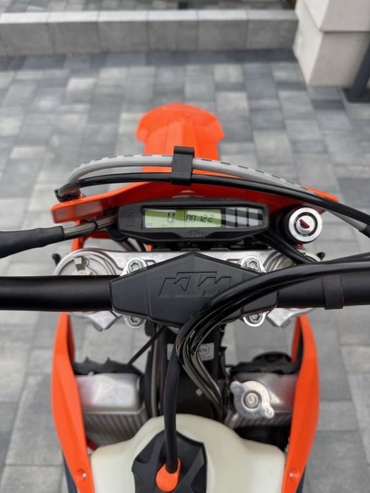 KTM 500 EXC-F 2021 – 12,2 mth, stan jak nowy, rej. 06/2022