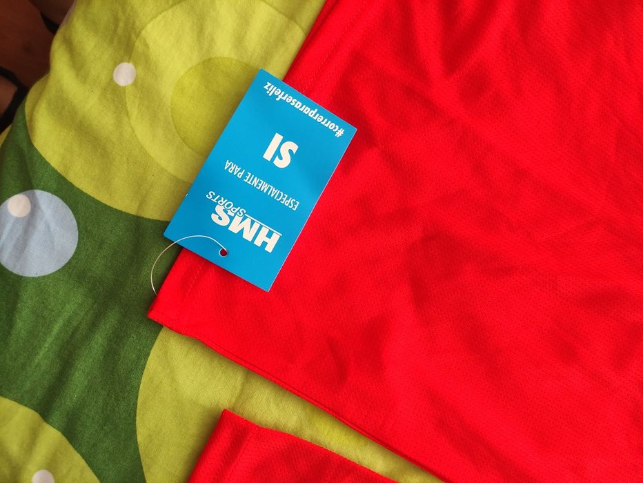 Camisola São Silvestre de Lisboa 2017 - XL - Nova com etiqueta 

Entre