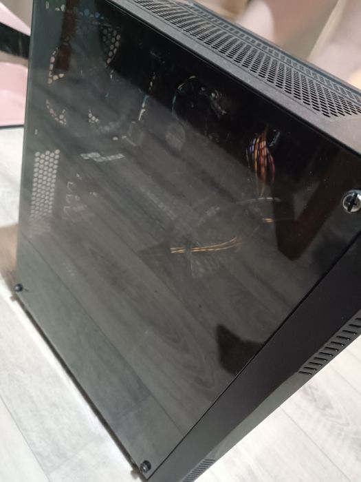 Komputer Intel I5 8400, Gigabyte 1060 3GB