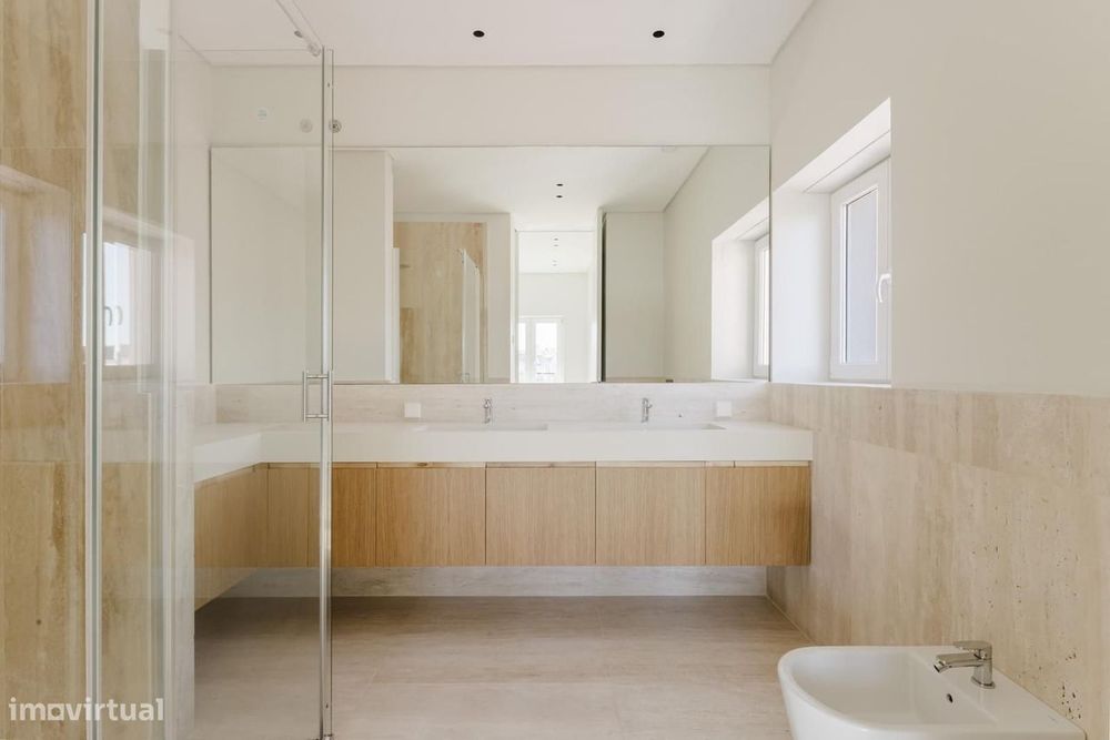 Penthouse T5 com vista, Campo Mártires da Pátria, Lisboa