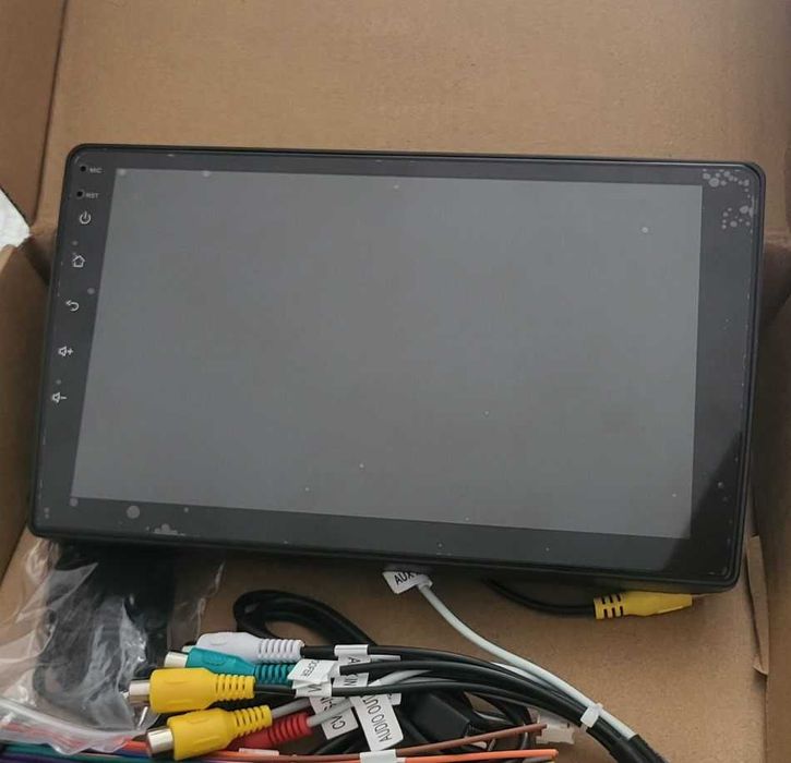 R12 - Auto Rádios CITROEN Berlingo, PEUGEOT Partner 18-18 9" android