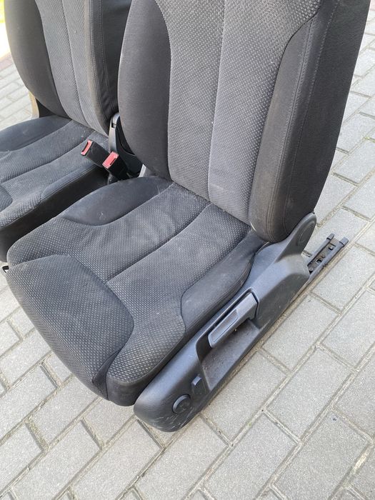 Fotele przód volkswagen passat b6 grzane