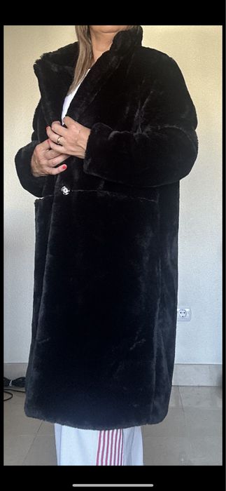 Casaco comprido pêlo sintetico