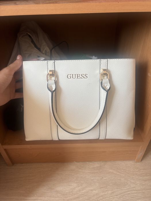 Torebka marki guess