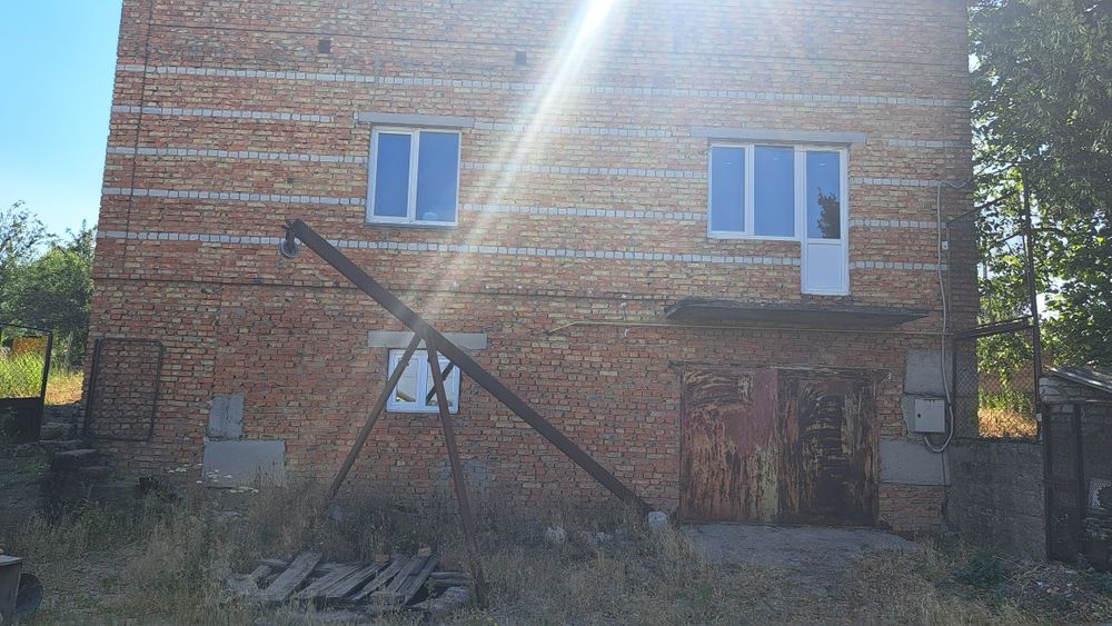 Продаю 2 дома в одном дворе.  Харчатовка Святониколаевка Мешково-Погор