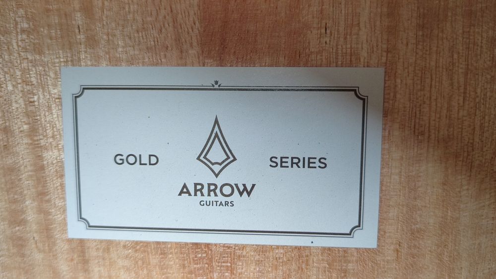 NOWA Arrow Gold Series All Mahogany piękna gitara akustyczna Genialne brzmienie !! Superwygodna !