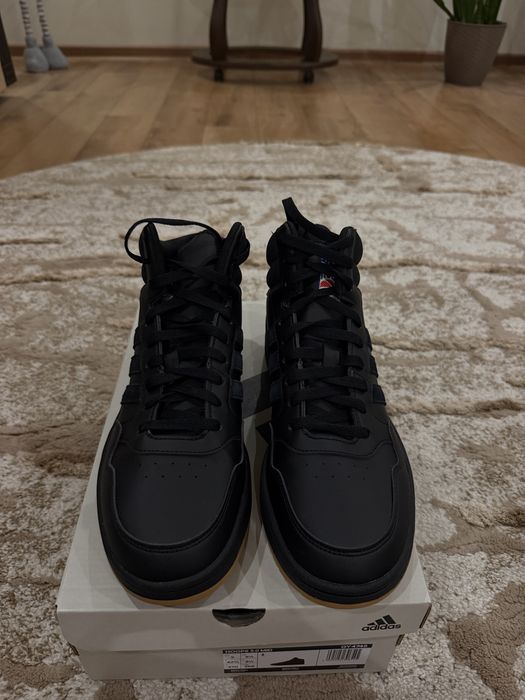 Adidas hoops 3.0 mid