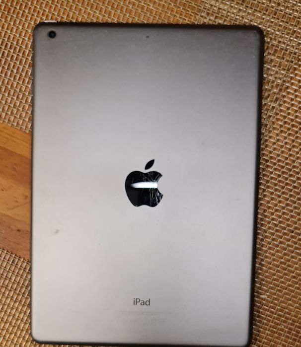 Apple IPad Air A1474 16Gb Tablet Gwiezdna Szarość BDB