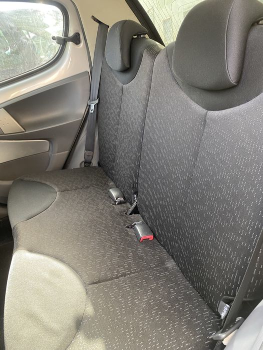 Peugeot 107 ano 2012