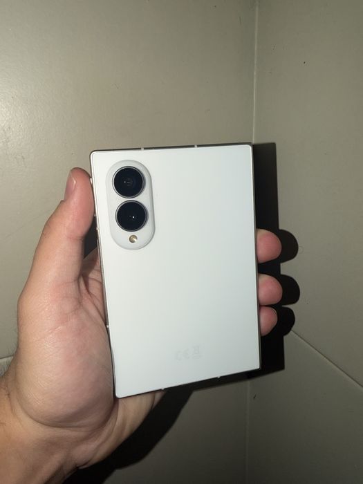 Samsung Galaxy Z Fold 8 256GB Branco