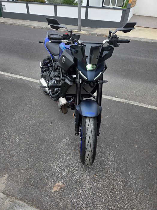 Yamaha MT-07 Y-AMT 2025 Como Nova - 79km - Garantia ate 2028 e mais de 1500 Euros em Extras