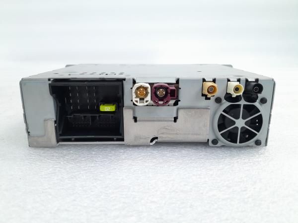 Rádio / auto-rádio BMW 1 (F20)