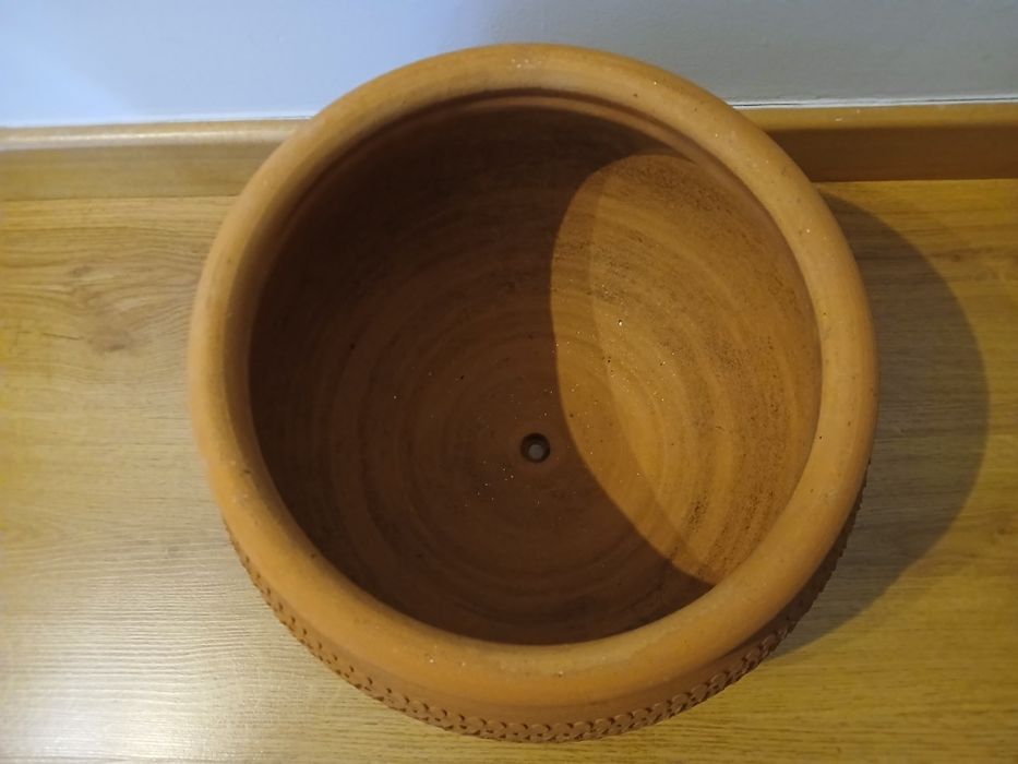 Vaso de barro trabalhado