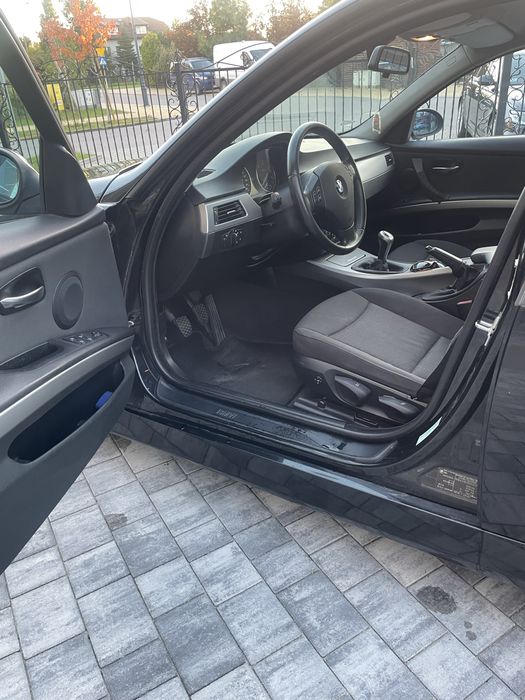BMW e91 318d/2008r/143km
