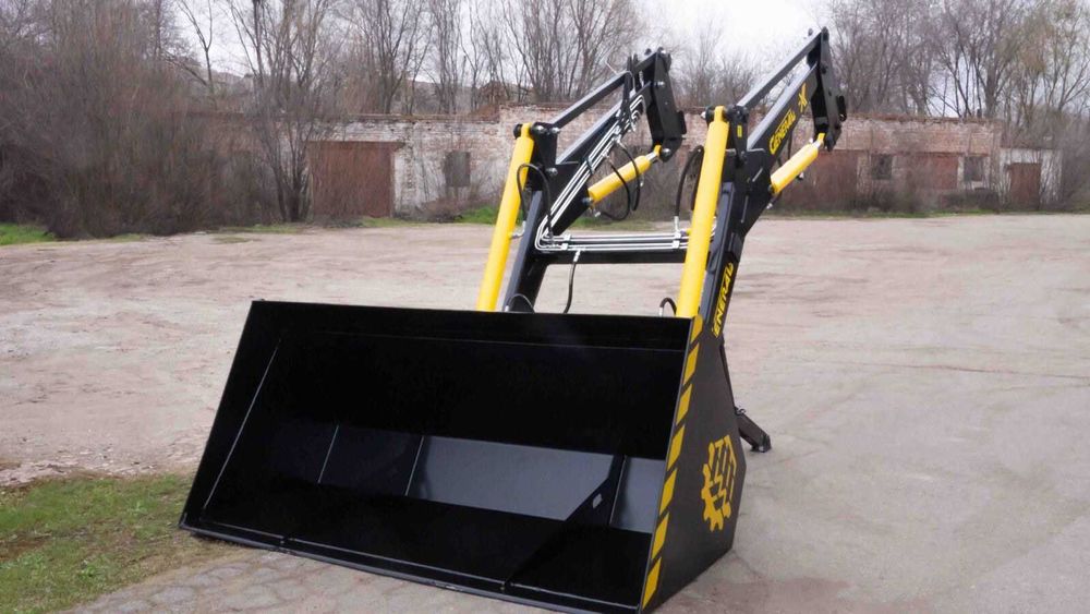 Фронтальний навантажувач КУН GENERAL X