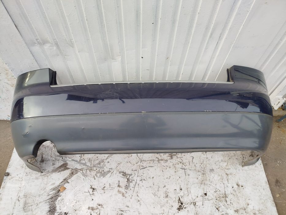 Zderzak tył Audi A4 B6 Sedan LZ5L A4B6 dokładka komplet