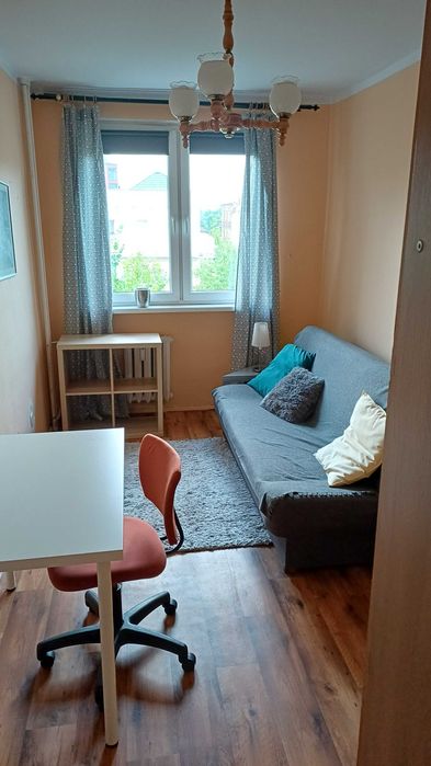 pokój studencki -   CAŁY KOSZT ok. 950zł   - dobry dojazd  UAM, UEP, UMP - Grunwald, Górczyn - tylko 3 osoby w mieszkaniu