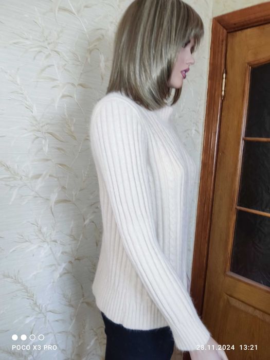 Пуховый свитер. 52-54 .Новый.