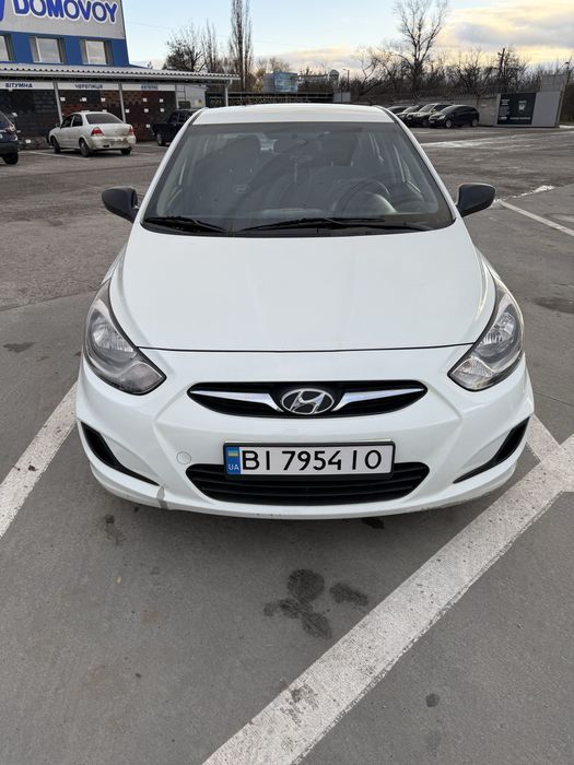 Продам Hyundai Accent(Хюндай Акцент) 2013